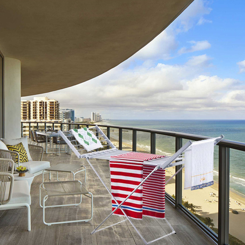 Foldable heated clothes dryer